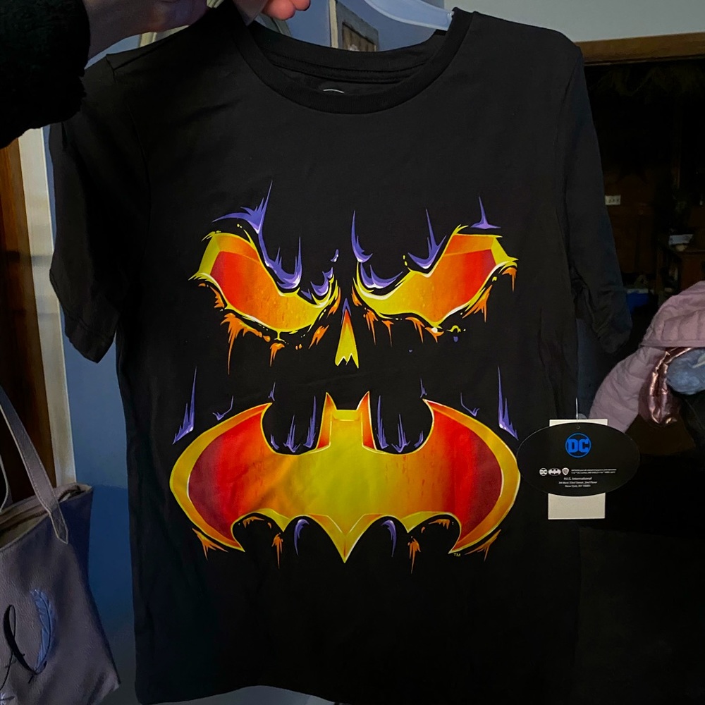 New Kids Batman Halloween Shirt size 8